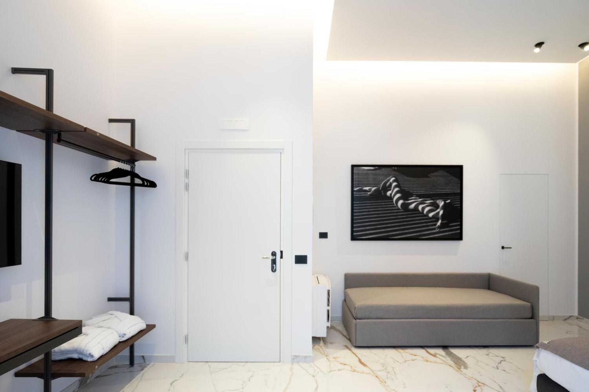 Insogno Suites Неаполь Экстерьер фото