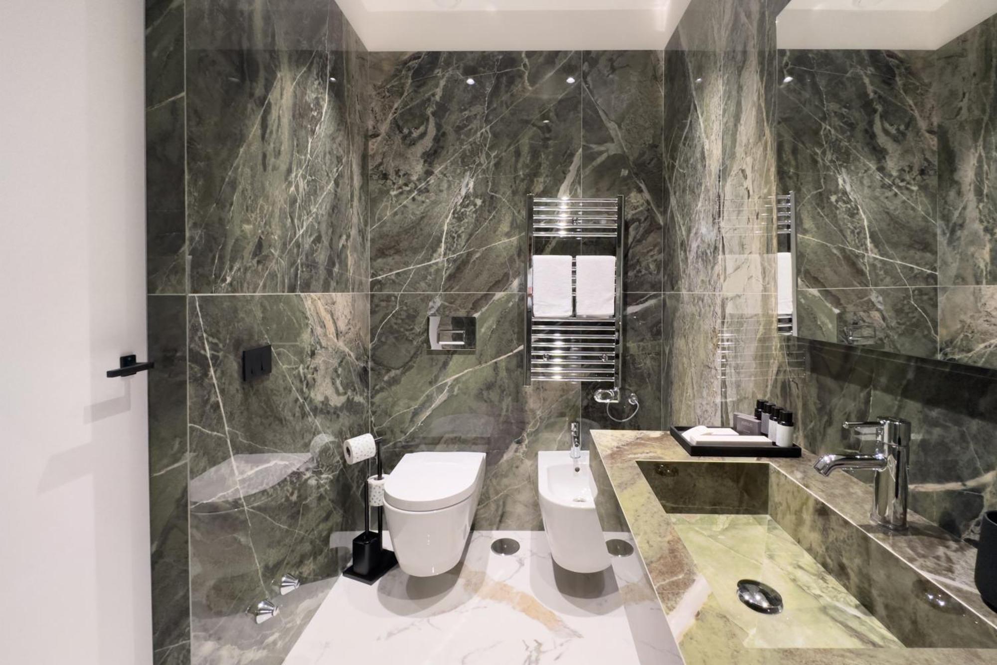Insogno Suites Неаполь Экстерьер фото